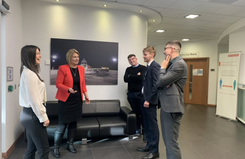 Katherine talking to apprentices